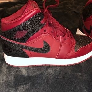 Nike Jordan’s! Worn 2 times